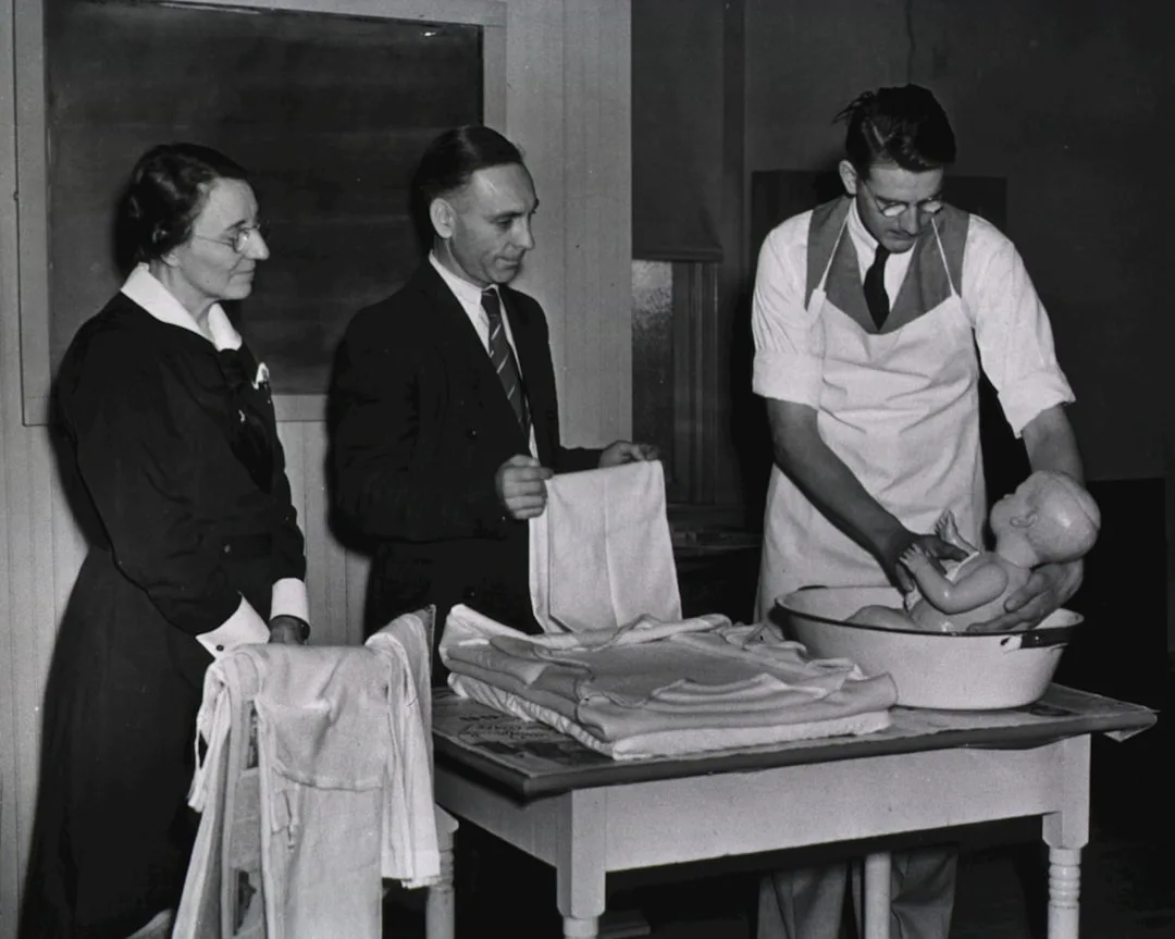 hospital staff working together